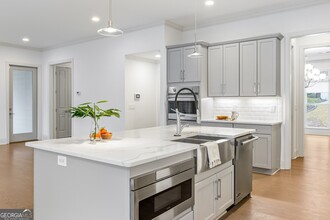 1742 Helen Dr NE in Atlanta, GA - Building Photo - Building Photo