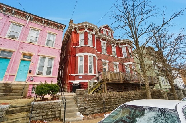 2384 Wheeler St in Cincinnati, OH - Building Photo - Building Photo