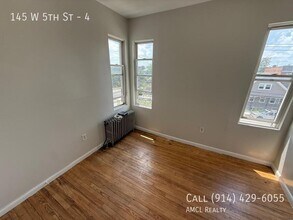 145 W 5th St in Mount Vernon, NY - Building Photo - Building Photo