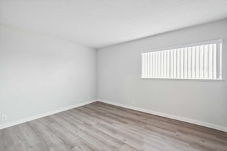 15749 Francisquito Ave in La Puente, CA - Foto de edificio - Building Photo