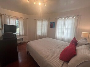 503 75th St, Unit 6 in Miami, FL - Building Photo - Building Photo