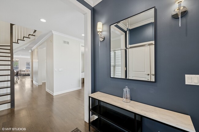 2459 W Grace St in Chicago, IL - Building Photo - Building Photo