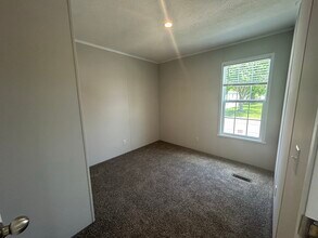 415 Nevada in Belleville, MI - Building Photo - Building Photo