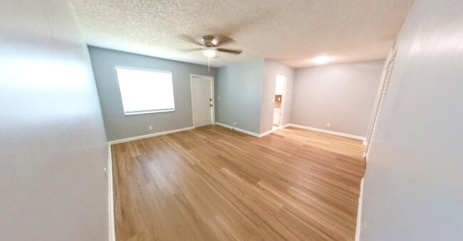 2301 SE 4th St, Unit 11