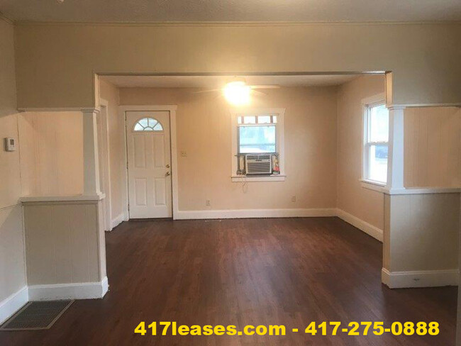 2229 N Johnston Ave in Springfield, MO - Building Photo - Building Photo
