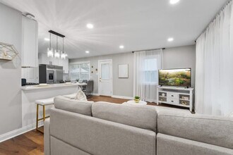 3712 Wren Ln in Rolling Meadows, IL - Foto de edificio - Building Photo