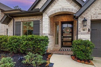 804 Fall Rock Branch Dr in Conroe, TX - Building Photo - Building Photo