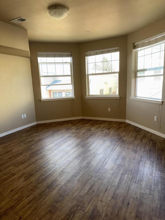 140 E 1st St in Loveland, CO - Building Photo - Building Photo