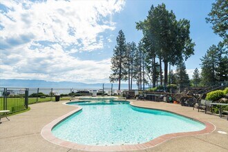 150 Adams St, Unit 5 in Lakeside, MT - Building Photo - Building Photo