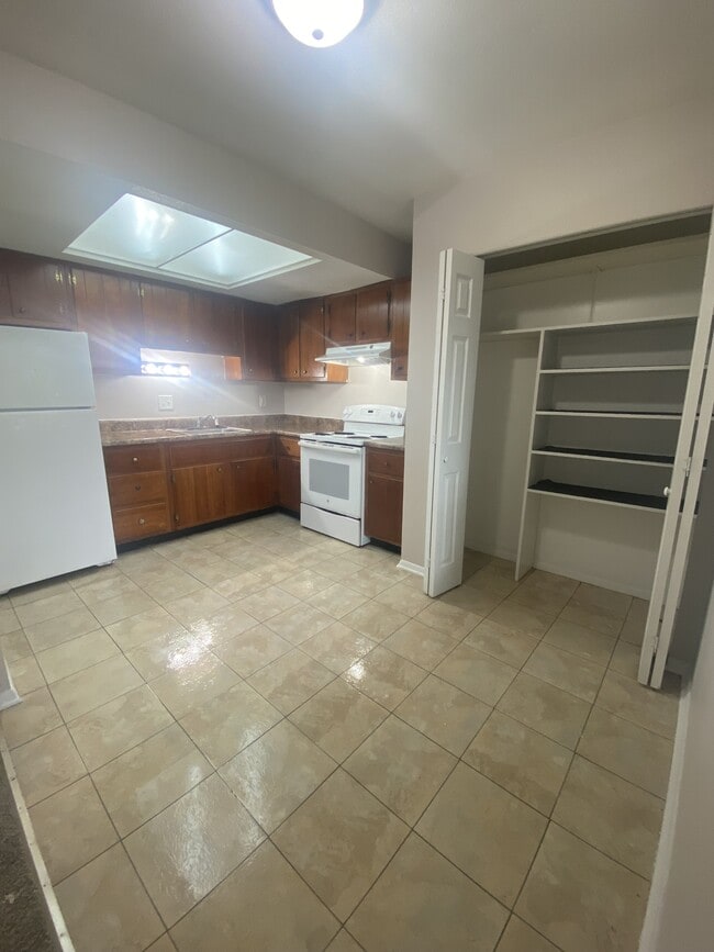 Townway Place in Danville, IL - Building Photo - Building Photo