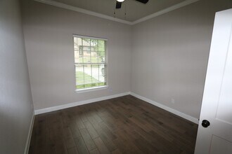 150 Harbour Town Cir in Montgomery, TX - Building Photo - Building Photo