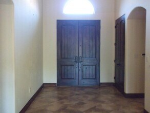 6284 Wildwood Ct in El Paso, TX - Foto de edificio - Building Photo