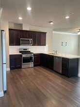 858 Congaree Ln in Redding, CA - Building Photo - Building Photo