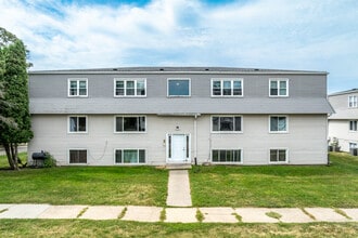 Leavitt Park Apartments - Waterloo, IA in Waterloo, IA - Foto de edificio - Building Photo