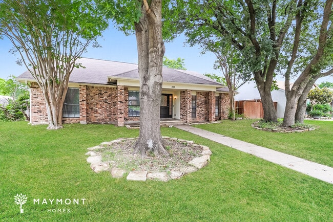 510 Redwood Dr in Grand Prairie, TX - Building Photo - Building Photo