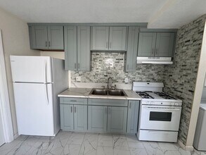 1406 Oakdale Ave in El Cajon, CA - Building Photo - Building Photo