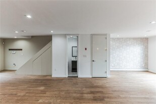 16 Bancroft Pl in Brooklyn, NY - Building Photo - Building Photo