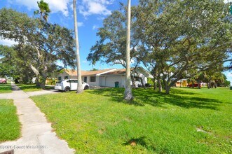 501 N Palm Ave in Indialantic, FL - Building Photo - Building Photo