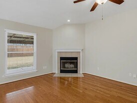 1337 Red River Dr, Unit 18 in Aubrey, TX - Building Photo