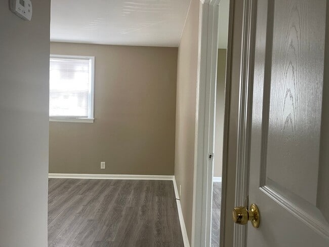 property at 3527 Albee Dr