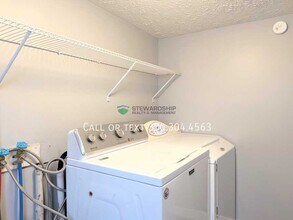 15265 Lincoln Way W in Dalton, OH - Building Photo - Building Photo