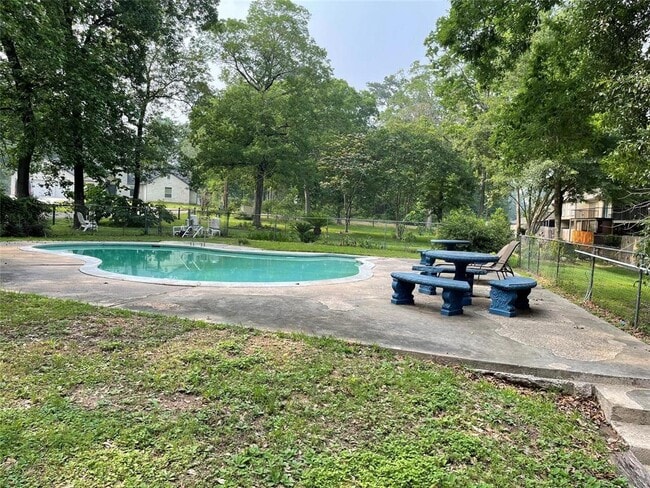 property at 15 Lakeway St