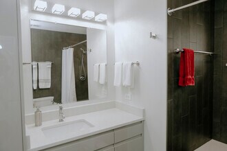 608 N Emerson Ave in Indianapolis, IN - Building Photo - Building Photo