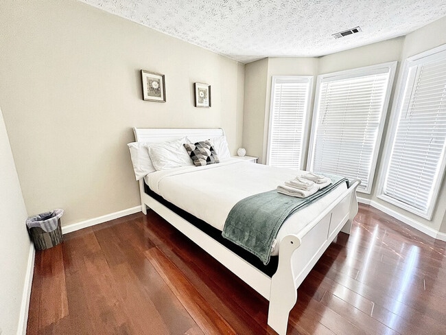 2660 Cambridge Park Dr NW in Duluth, GA - Building Photo - Building Photo