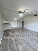 490 Kentucky Woods Ln W in Orlando, FL - Building Photo - Building Photo