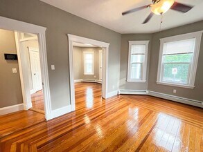 214 Hancock St in Boston, MA - Building Photo - Building Photo