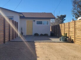 7679 Apache Trail in Yucca Valley, CA - Building Photo