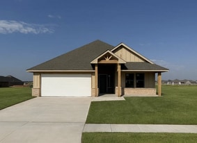 1243 Tawny Hls Rd in Piedmont, OK - Building Photo