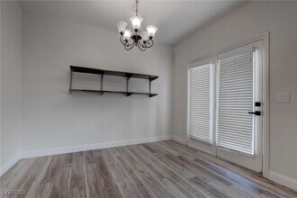 9133 Forest Willow Ave in Las Vegas, NV - Building Photo - Building Photo