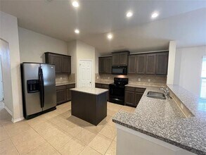 2537 Old Buck Dr in Weatherford, TX - Building Photo - Building Photo