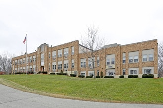 School Place Senior Apartments in Yale, MI - Building Photo - Building Photo