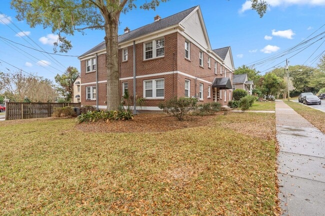557 Beverly Ct in Tallahassee, FL - Building Photo - Building Photo