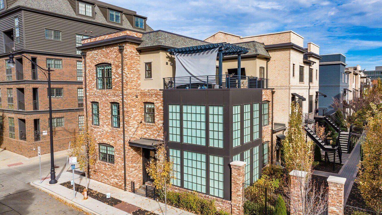 100 Normandy Ave in Columbus, OH - Building Photo