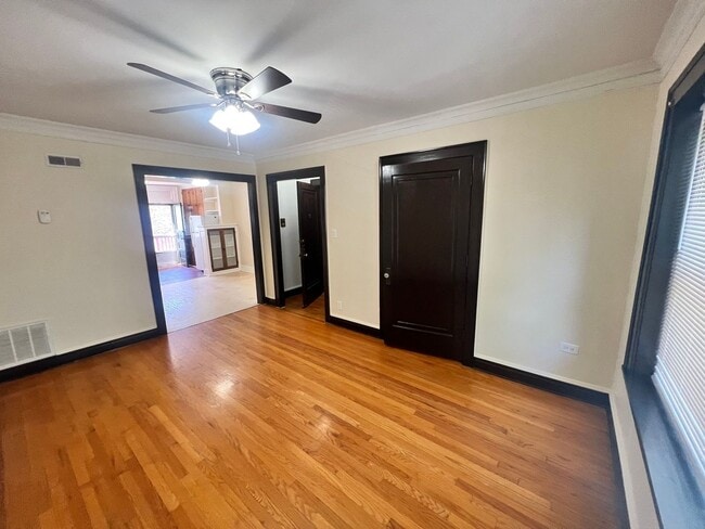 3021 W 58th St in Chicago, IL - Building Photo - Building Photo