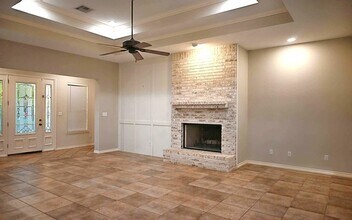 87 Firestone Pl in Meadowlakes, TX - Building Photo - Building Photo