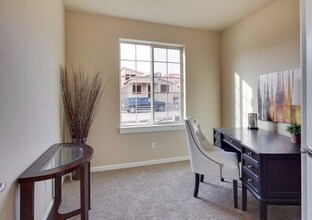 20925 Sotra Loop in Bend, OR - Building Photo - Building Photo