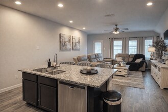 1502 Ashford Bend Ln in Missouri City, TX - Building Photo - Building Photo