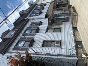 438 Taylor St, Unit 1st in Pittsburgh, PA - Foto de edificio - Building Photo