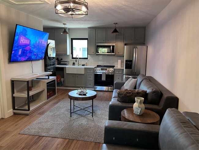 property at 3201 Westridge St