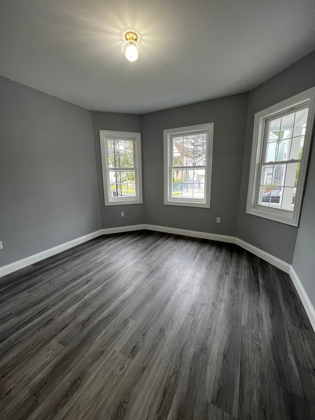 163 N 9th St in Newark, NJ - Building Photo - Building Photo