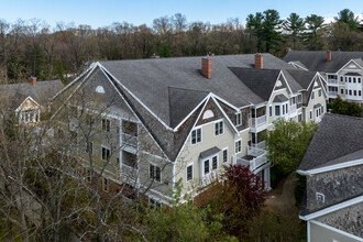 Heritage Green Condominiums in North Andover, MA - Building Photo - Building Photo