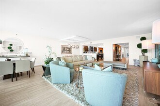 2711 S Ocean Dr in Hollywood, FL - Building Photo - Building Photo