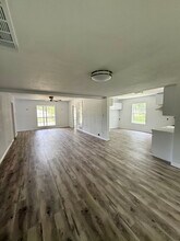 411 Dee Ln in Arlington, TX - Building Photo - Building Photo