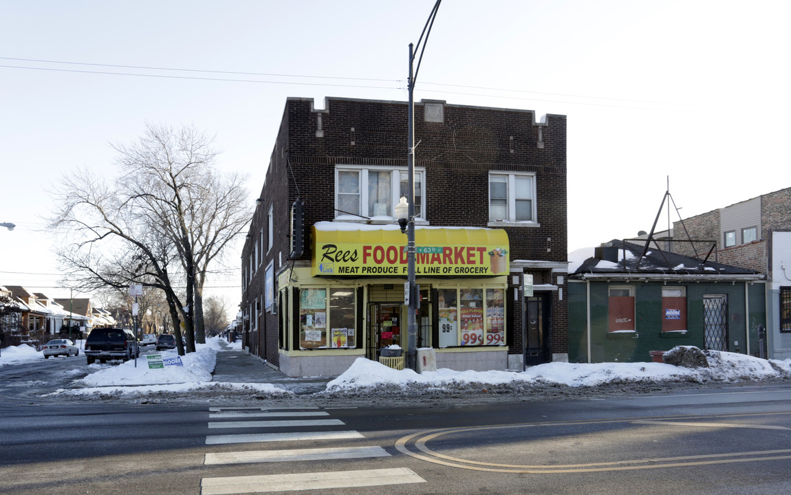 2801 W 63rd St in Chicago, IL - Building Photo