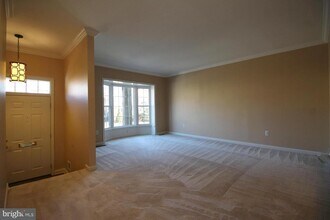 3186 Cantrell Ln in Fairfax, VA - Building Photo - Building Photo