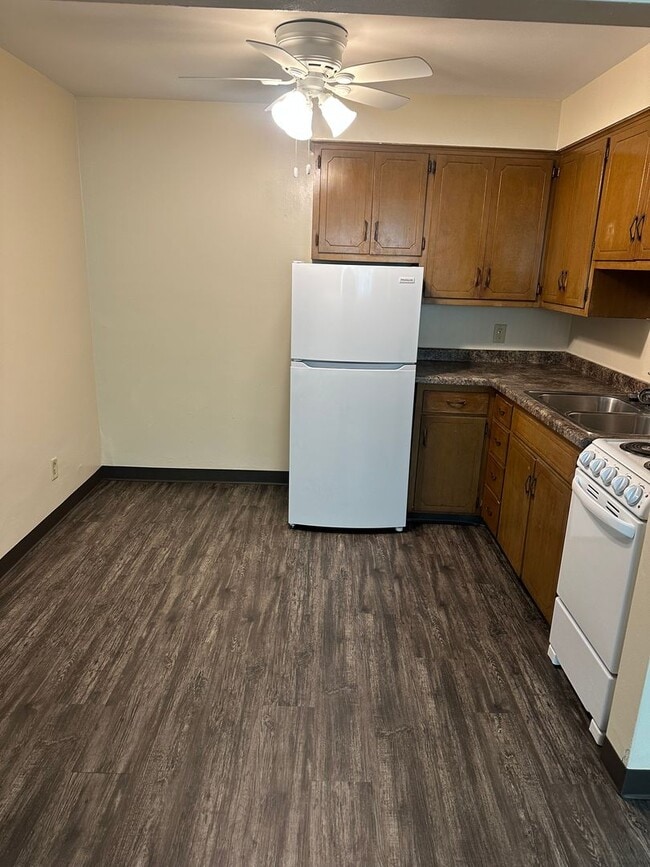 1518 16th St SE in St. Cloud, MN - Building Photo - Building Photo